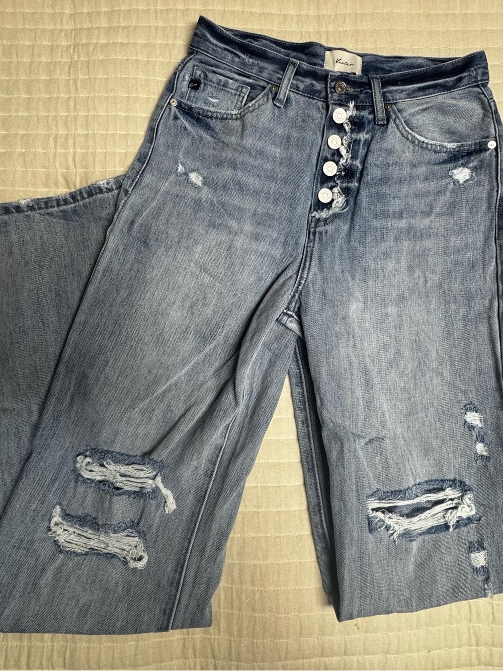KanCan Womens Distressed Wide-Leg Jeans